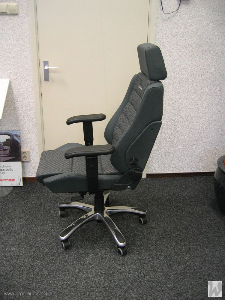 Scheel 24uur stoelen Witteveen Projectinrichting, Ouderkerk a/d